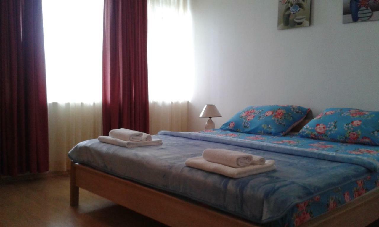 Appartamento Apartman Tomic Korenica Esterno foto